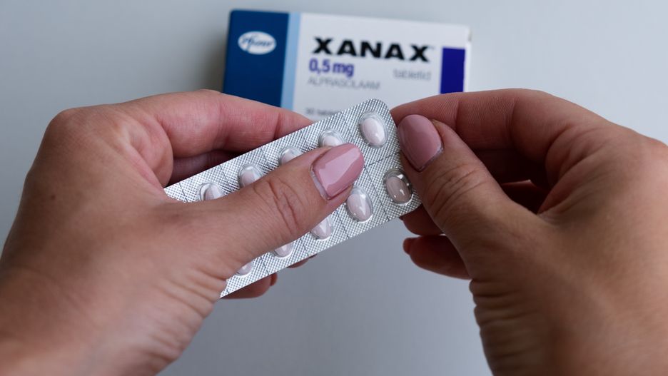 Ktoś podszył się pod lekarza i wystawił na sprzedaż m.in. recepty na Xanax