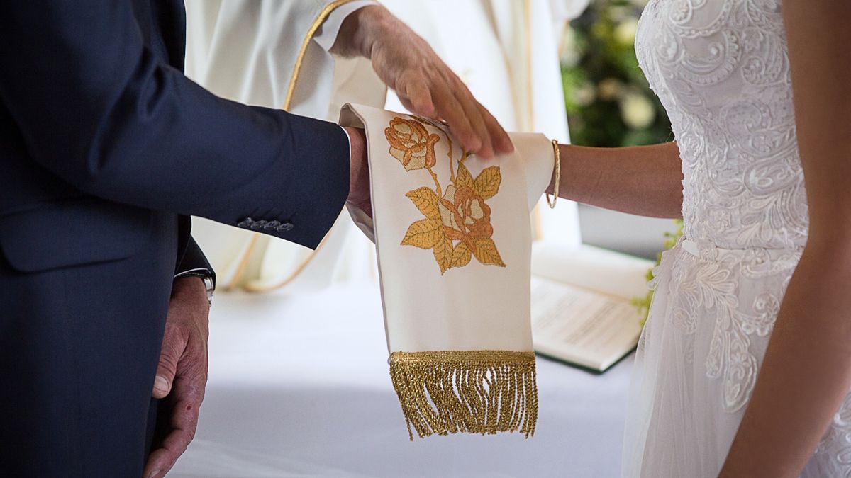 Zdaniem komentujących 500 zł to marginalna ofiara za ślub