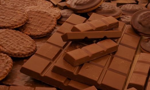 10 ton podrabianych czekoladek