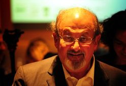 Ścigany za słowa. Za głowę Salmana Rushdiego obiecują już 3,3 miliona dolarów