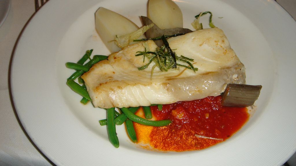 Gardłosz atlantycki poddany obróbce wysuszającej mięso