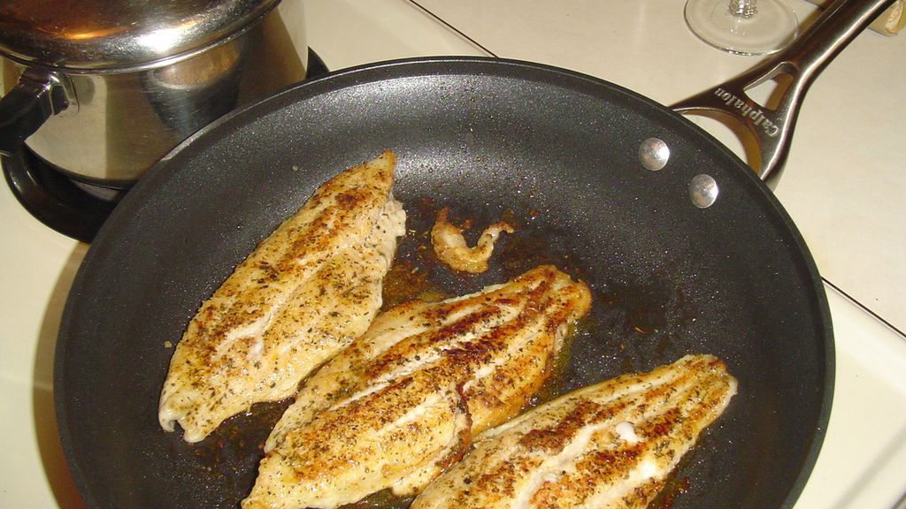 Dziki sumik kanałowy poddany obróbce wysuszającej mięso