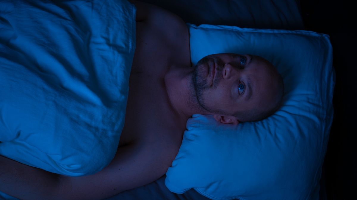 Man lying in bed, stressed cant sleep staring at the ceiling.Man lying in bed, stressed cant sleep staring at the ceiling.HenrikNorwaybed, man, problem, sleep, frustrated, exhausted, sleep medical, anxious, overthinking, concerned, worry, awake, caucasian, depression, fatigue, harmful, indoor, insomniac, lying, mental stress, middle aged, migraine headache, nightmare, one, open eyes, opened, person, sleep deprived, sleeping time, sleepless, sleeplessness, stressed, unhappy