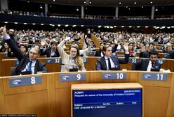 Afera korupcyjna w PE. Uchylono immunitet dwóm europosłom