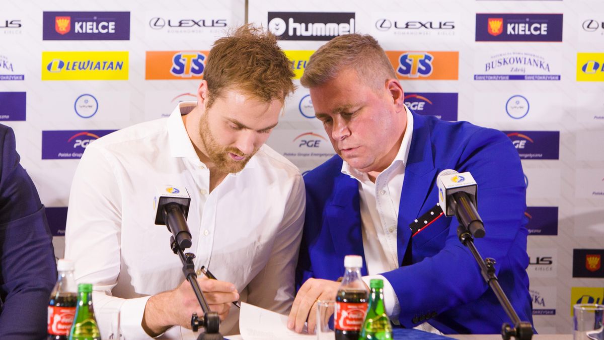 WP SportoweFakty / TOMASZ FĄFARA / Na zdjęciu: Andreas Wolff i Bertus Servaas