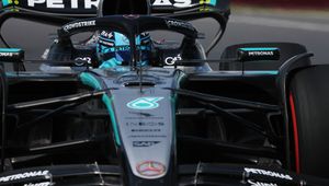 Mercedes na szczycie F1. Olbrzymie problemy Ferrari