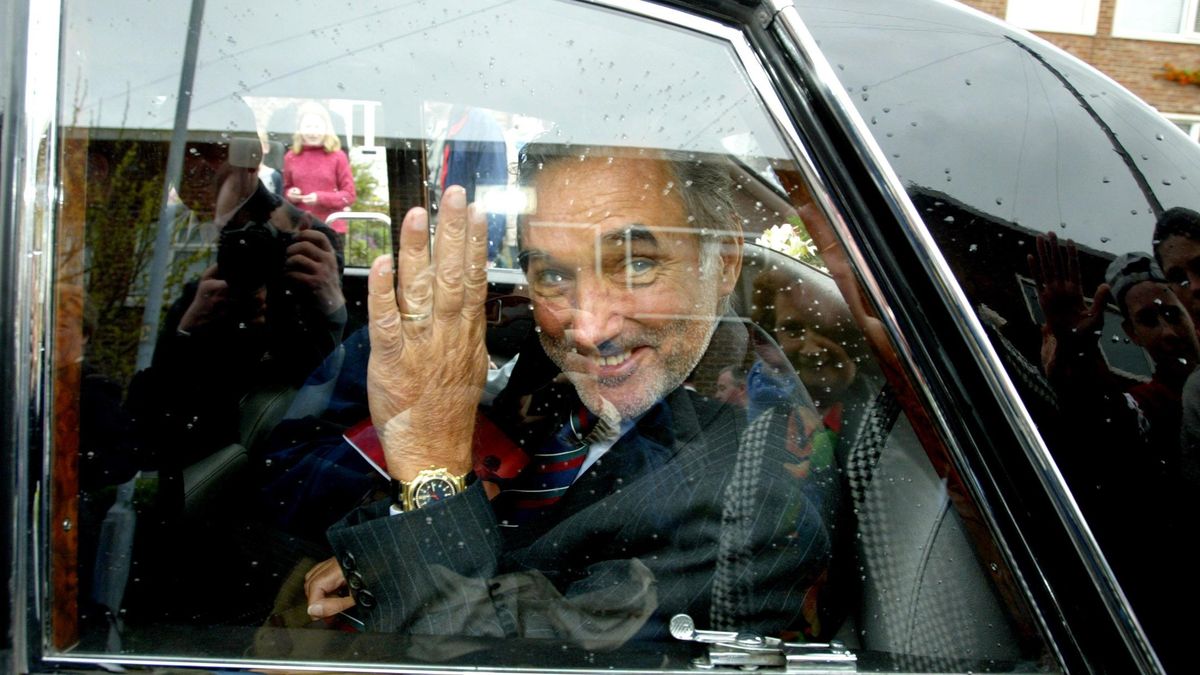 Getty Images / Michael Cooper - EMPICS  / Na zdjęciu: George Best