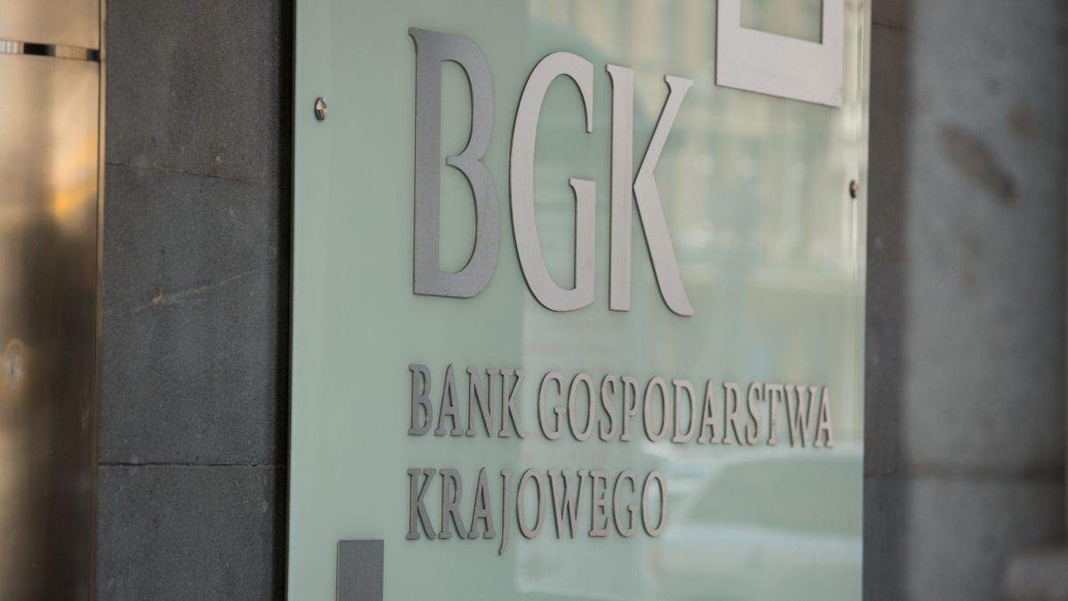 Zmiany w podatku bankowym pomogłyby firmom i samym bankom.