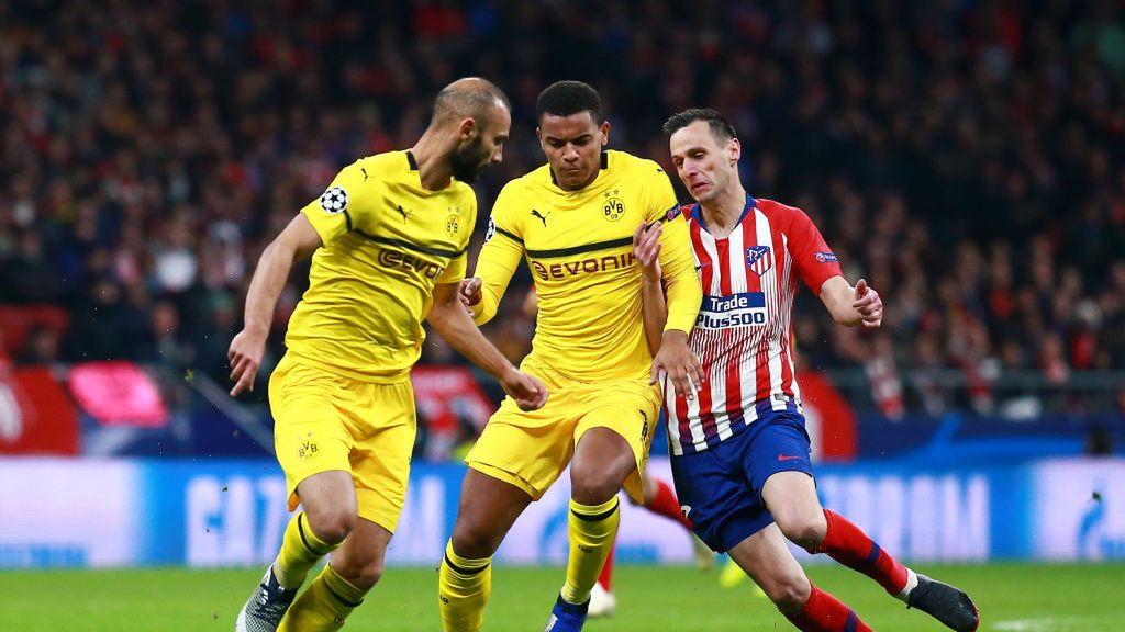 Getty Images /  Gonzalo Arroyo Moreno / Na zdjęciu: Manuel Akanji i Nikola Kalinić