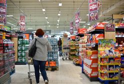 Inflacja uderza, Polacy ograniczają wydatki. Dla wielu to będą znacznie skromniejsze święta