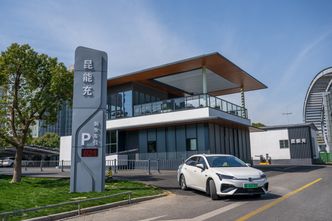 Chińska dominacja w Rosji. Sprzedaż aut bije rekordy