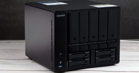 Najtańszy NAS ze wsparciem dla ZFS? Testujemy QNAP TS-h973AX!