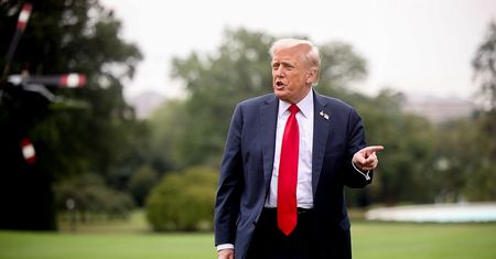 Trump obarcza winą Demokratów. "To oni powodują zwolnienia"