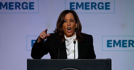 Kamala Harris reaguje na zamieszki. "Niebezpieczna eskalacja"