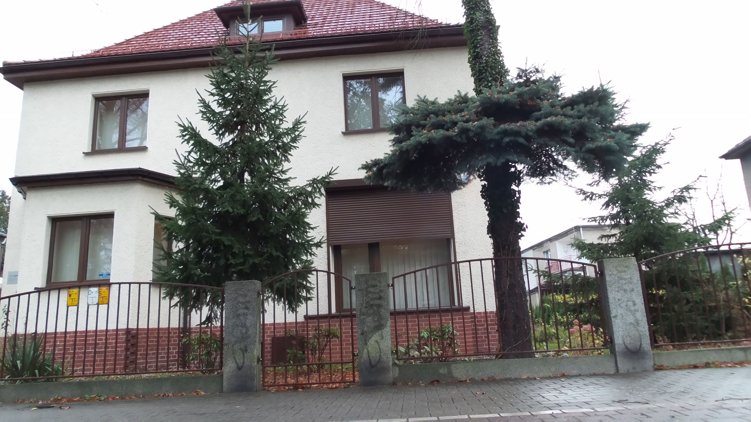 4,30 mm, tryb dla słabego oświetlenia