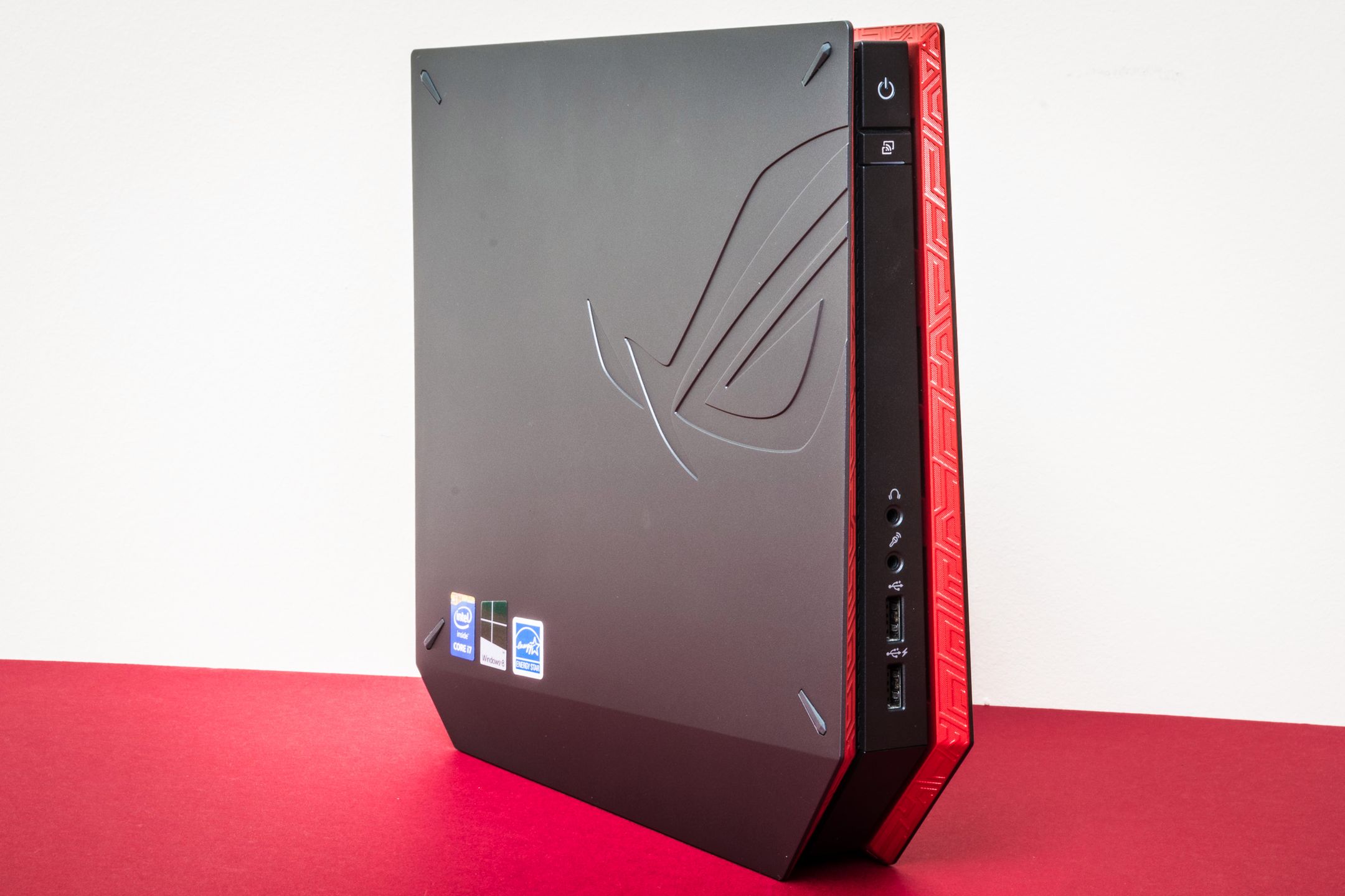 Test komputera ASUS ROG GR8 – czy konsole mogą bać się pecetów? 2