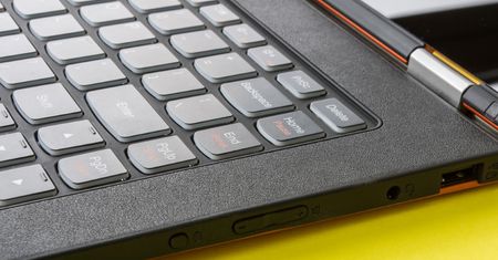 Lenovo nie blokuje innych niż Windows systemów. Po prostu zablokowało tryb AHCI