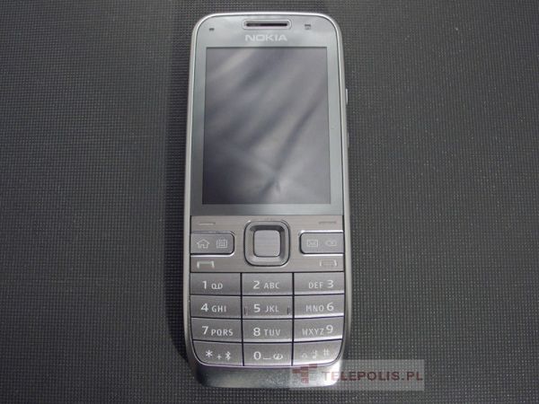 Nokia E52