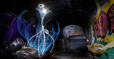 Hannu Huhtamo zmienia fińską noc polarną w magiczny las