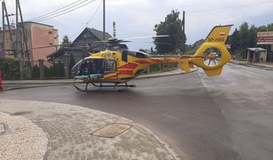 Dwikozy. Nie żyje 1,5-roczne dziecko, które wypadło z drugiego piętra