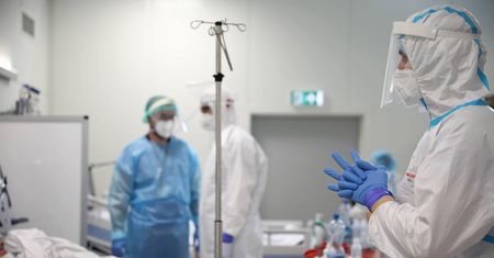 Dramatyczny apel chorego z Warszawy. "Zaszczepcie się"