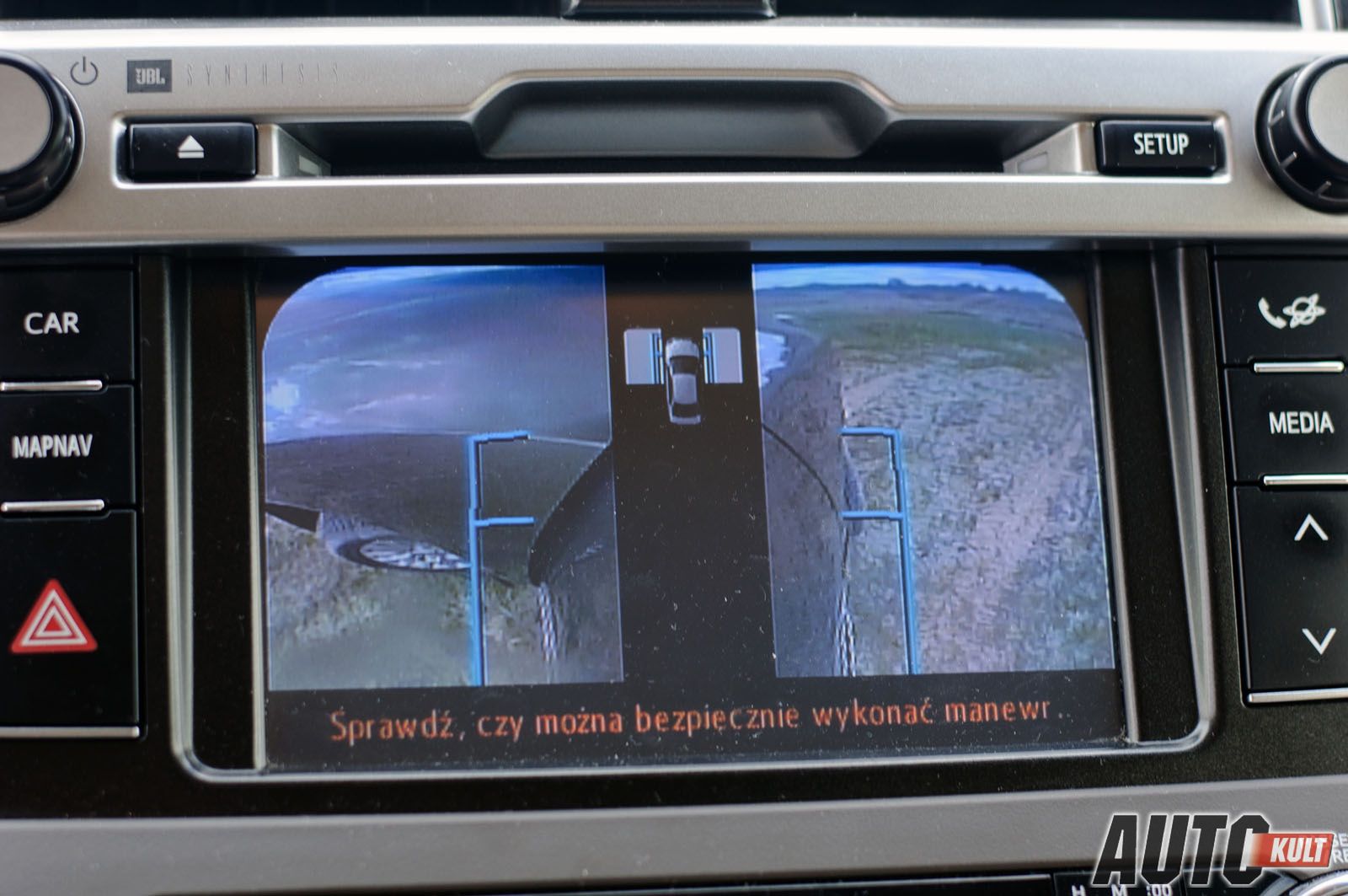 Toyota Land Cruiser 150 3,0 D4D A/T Invincible - test [galeria zdjęć] 26