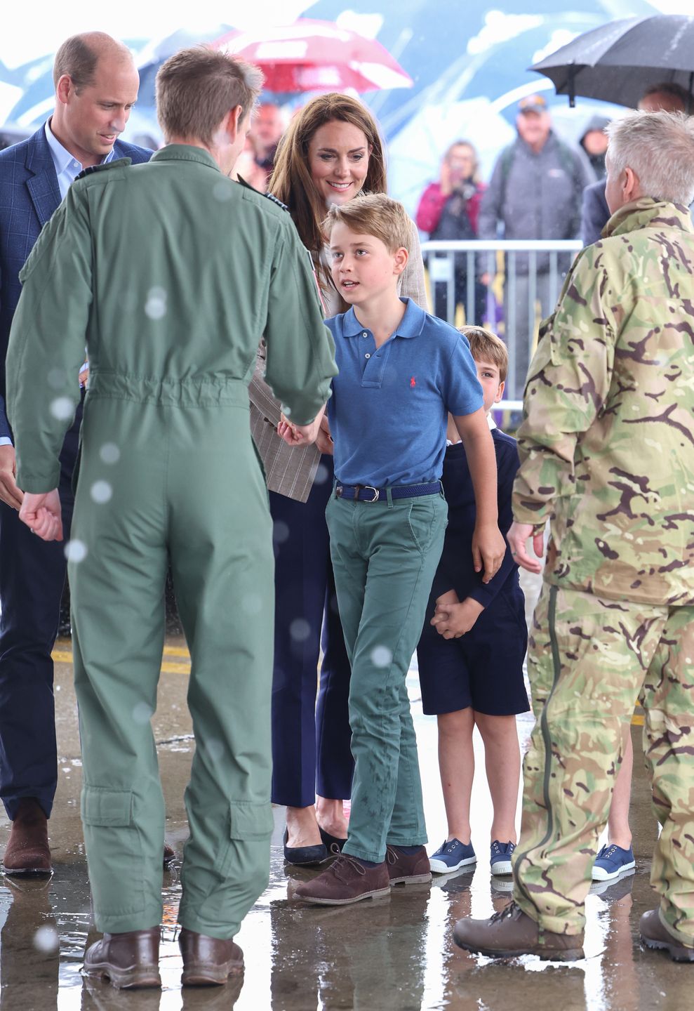 Książę William i księżna Kate z dziećmi na pokazach lotniczych
