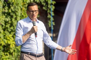 "Zobaczymy, co zrobi Tusk". Morawiecki chce wyjaśnienia afery