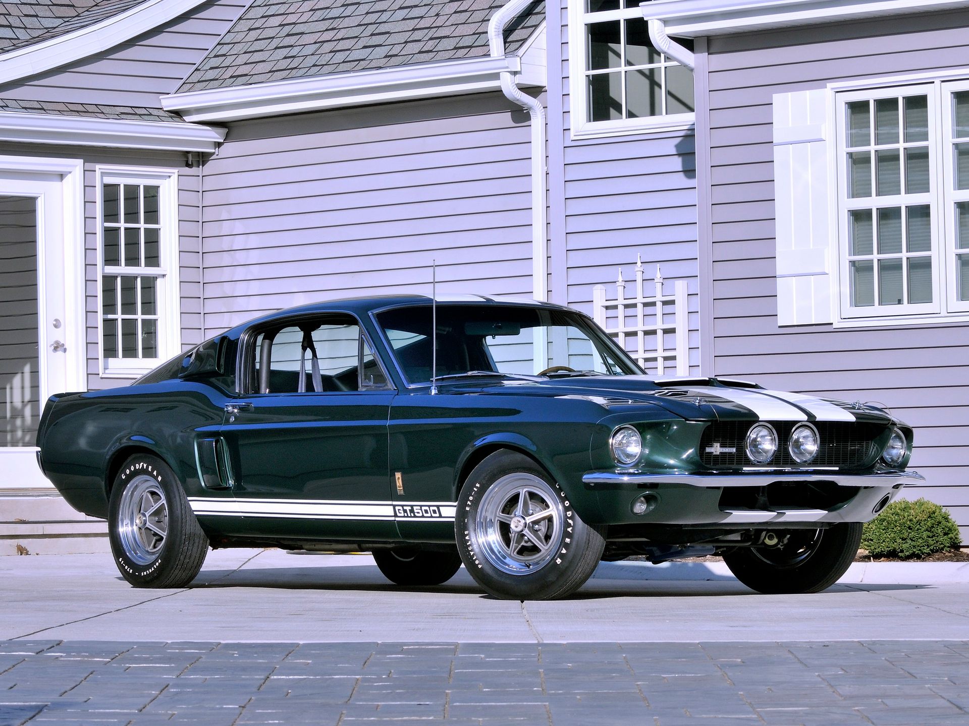 Ford Mustang I: ewolucja od malca po Bossa [galeria zdjęć] 36