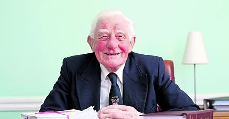 Zmarł najbardziej lojalny pracownik świata. 84 lata w tej samej firmie