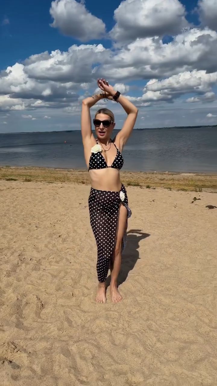Magdalena Narożna w bikini