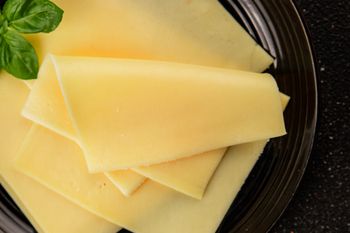 Polacy traktują po macoszemu. Jeden z najzdrowszych serów na świecie