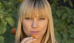 Katarzyna Bujakiewicz jako podróżniczka reklamuje Bakalland (wideo)