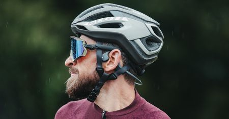 Jak kupić kask rowerowy? Zadbaj o swoje bezpieczeństwo