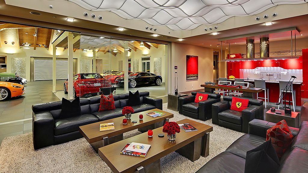 Wymarzony dom dla fana motoryzacji [wideo] 1