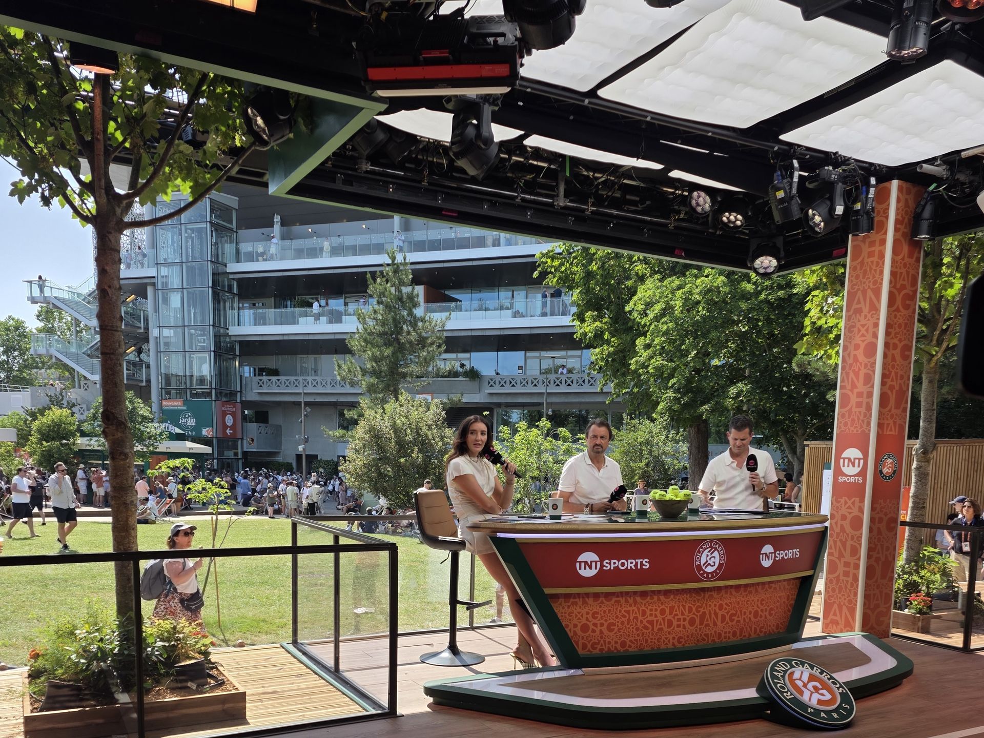 Studio WBD na Roland Garros