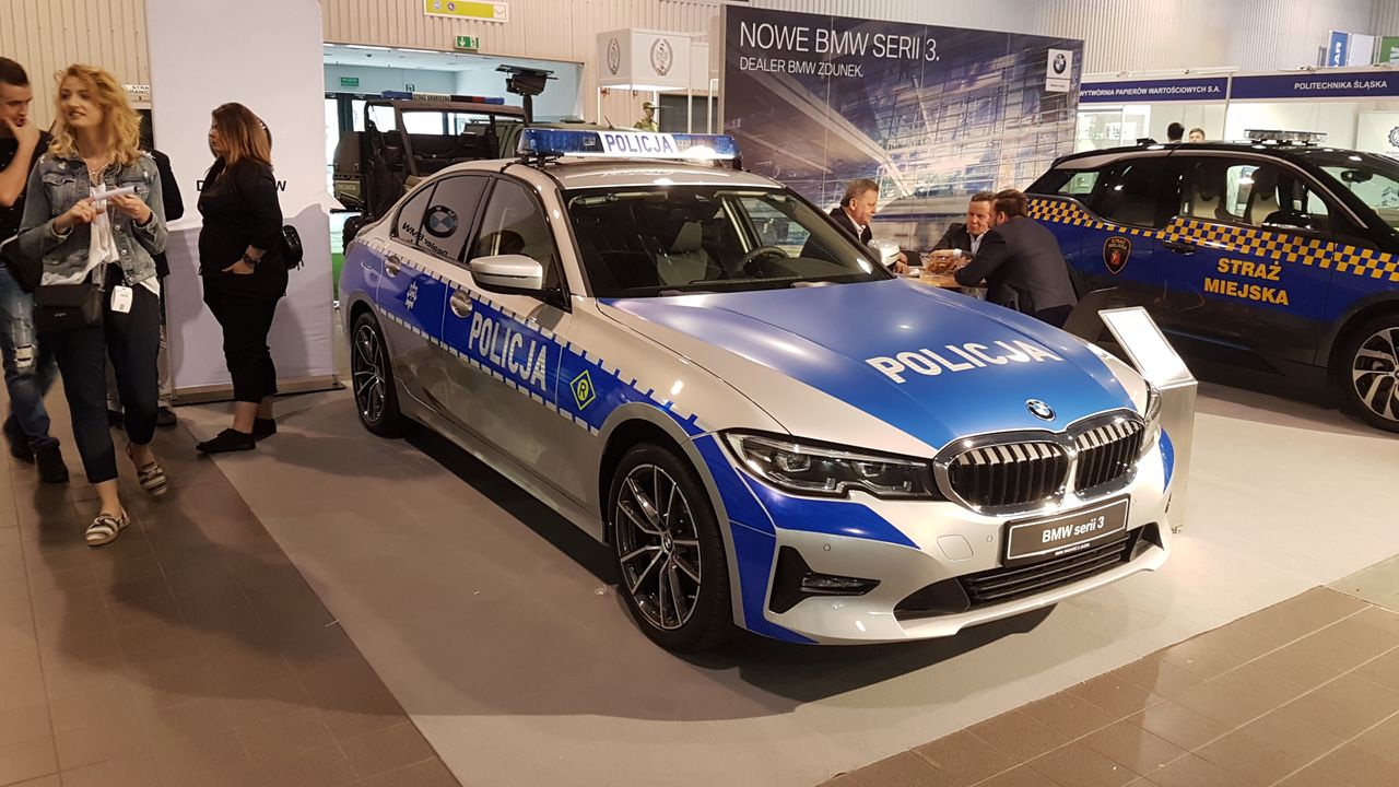 Oznakowane radiowozy BMW serii 3 coraz bliżej. Wyglądają naprawdę dobrze