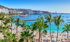 Wyspa uwielbiana przez turystów. Będzie jeszcze więcej lotów z Polski