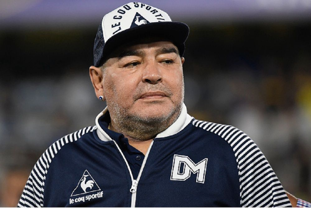 Diego Maradona uzależniony od alkoholu. Córki szykują proces przeciwko ojcu