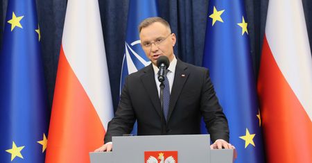 Prezydent otrzymał dokumenty ws. Kamińskiego i Wąsika