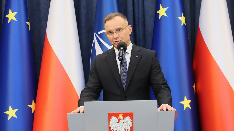 Spotkanie prezydenta Andrzeja Dudy z premierem Donaldem Tuskiem
Fot. Pawel Wodzynski/East News, Warszawa, 15.01.2023. Spotkanie prezydenta Andrzeja Dudy z premierem Donaldem Tuskiem w Palacu Prezydenckim. Spotkanie ma dotyczyc zblizajacej sie wizycie szefa rzadu w Ukrainie. N/z oswiadczenie prezydenta po spotkaniu.
Pawel Wodzynski