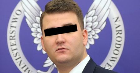 "Bartłomiej M." został ZATRZYMANY PRZEZ CBA! "Powoływał się na wpływy i czerpał z tego korzyści"