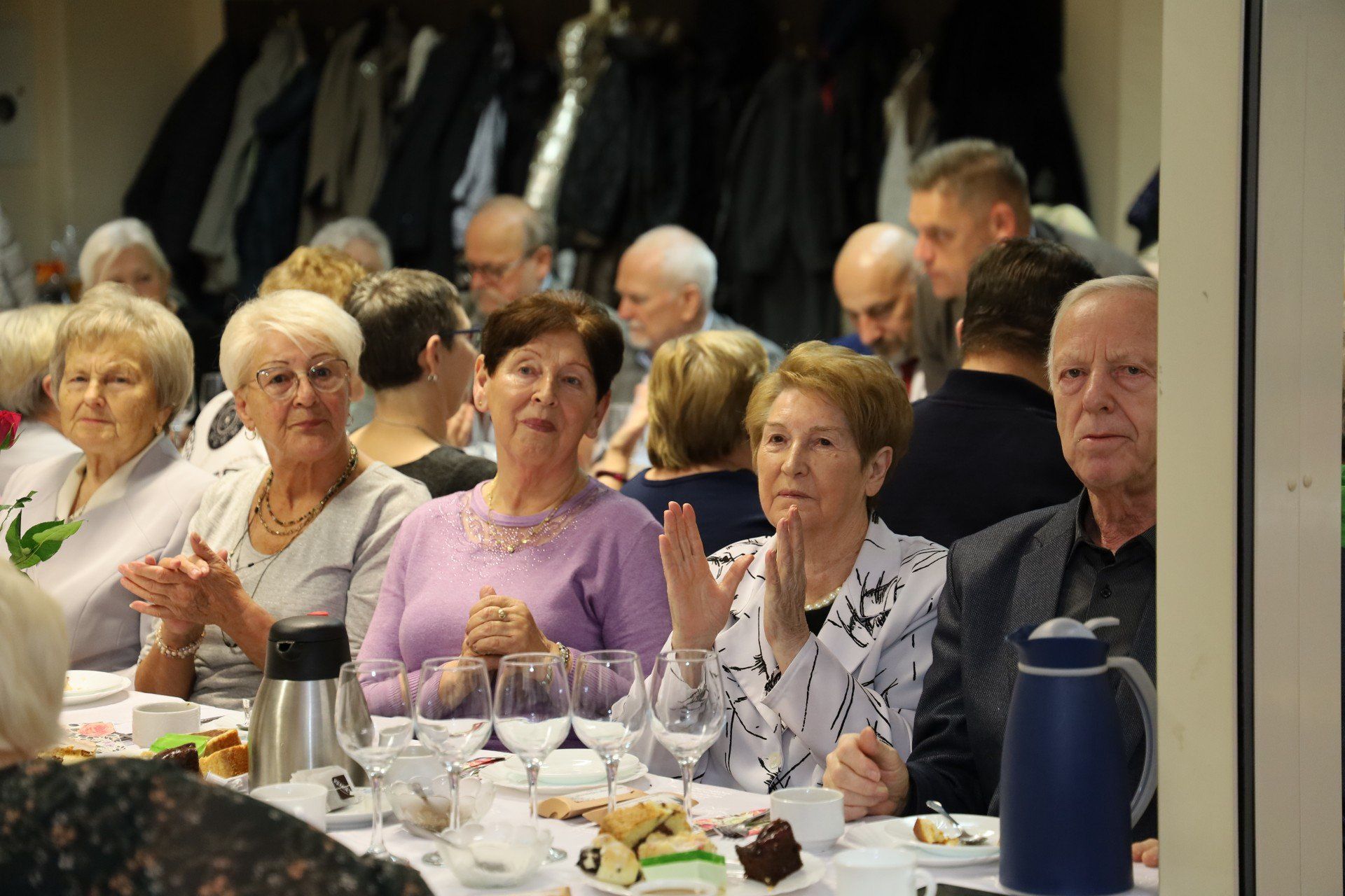 Spotkanie, najlepsze życzenia i program artystyczny. Dzień Seniora w Słocinie