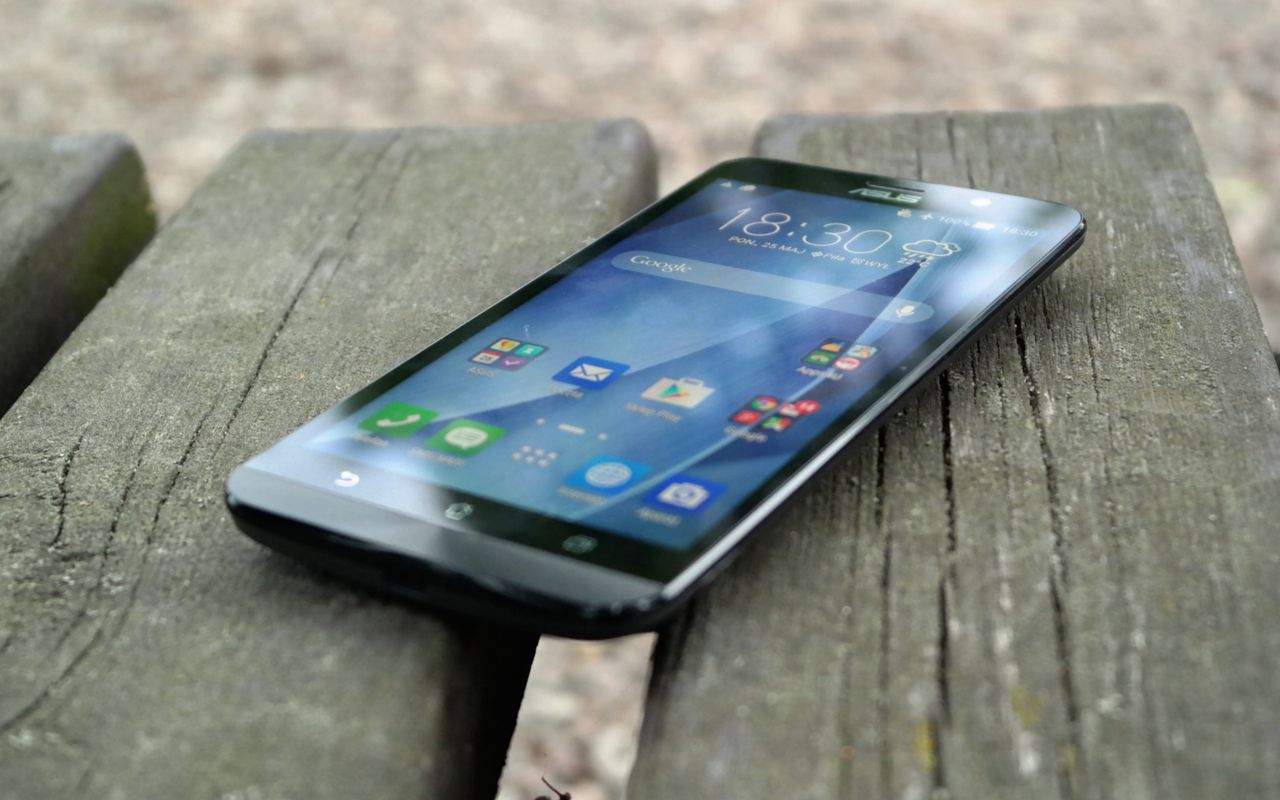 Asus ZenFone 2 (ZE551ML) z 4 GB pamięci RAM - test i recenzja 2