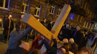 Gorzów: Setki wiernych na Drodze Krzyżowej