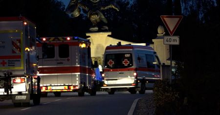 22 uczniów rannych. Autokar w Niemczech nagle wypadł z drogi