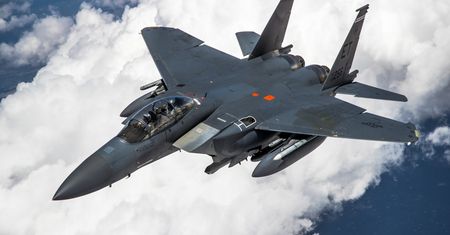F-15EX Eagle II: konstrukcja oblatana 50 lat temu okazuje się droższa od nowych F-35