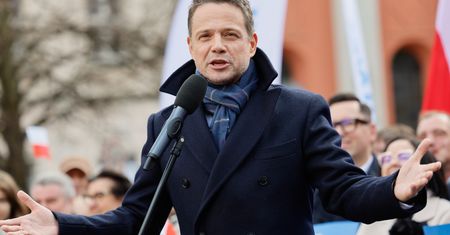 Trzaskowski wzywa Nawrockiego na debatę. "Sam pan tej debaty chciał"