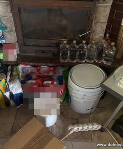 43 kg narkotyków. Nalot policji na laboratorium