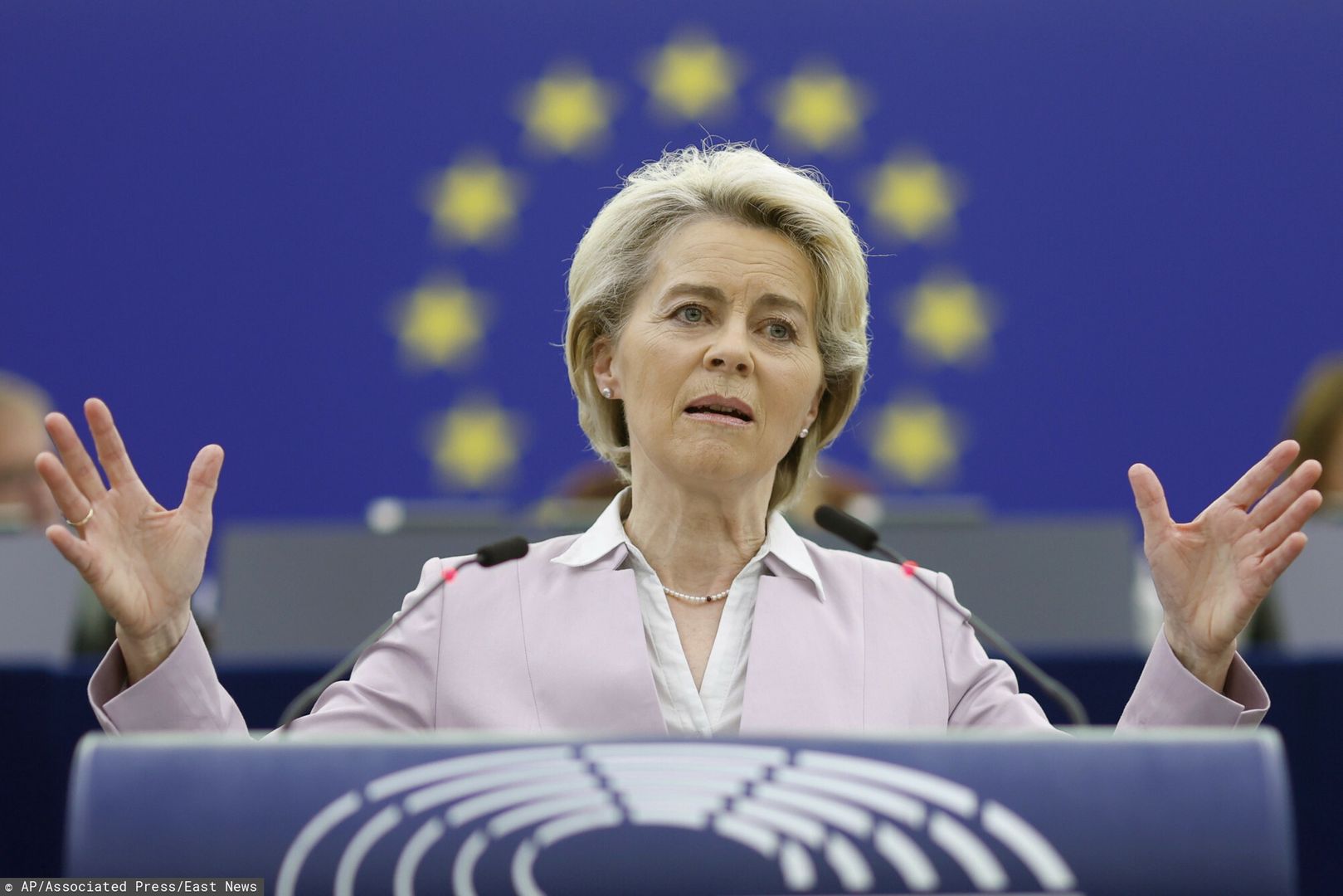 arch51European Commission President Ursula von der Leyen delivers a speech during a debate on the conclusions of the European Council meeting of May 30-31 2022, Wednesday, June 8, 2022 in Strasbourg, eastern France. (AP Photo/Jean-Francois Badias)AP